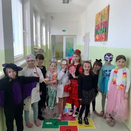 Karneval - štvrtáci prvákom