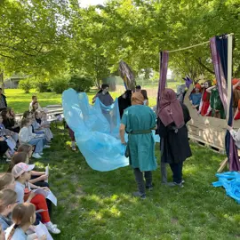 30_english_day_2024_divadielko_predstavenie_39z_burka_a_potopa_sveta