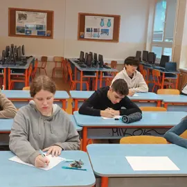 Školské  kolo olympiády SJL